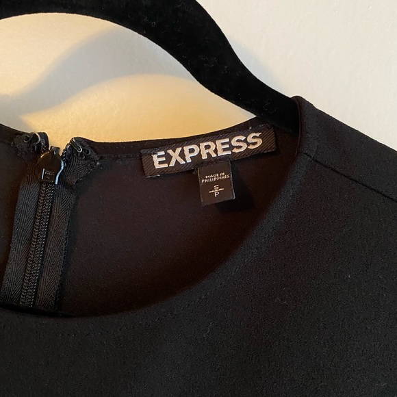 Express women’s black short sleeve skater dress size small - Picture 3 of 5